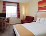 Immagine #3 delle camere di Holiday Inn Express London Newbury Park